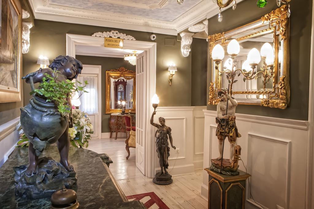 Hostal Boutique Puerta Del Sol Torrelavega Εξωτερικό φωτογραφία