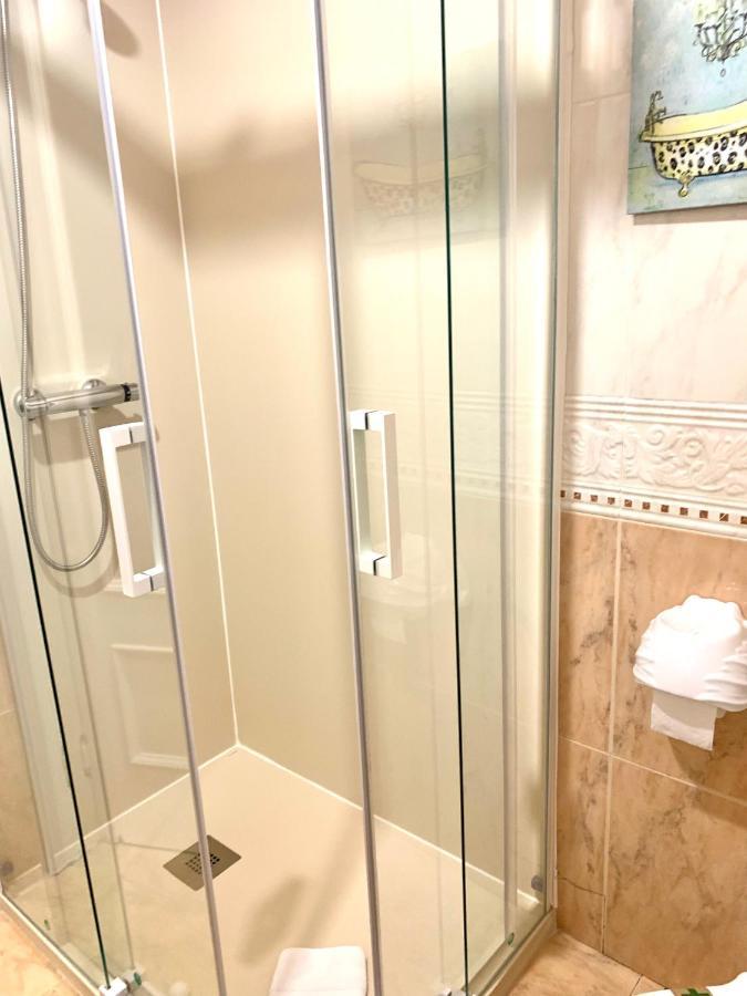 Hostal Boutique Puerta Del Sol Torrelavega Εξωτερικό φωτογραφία