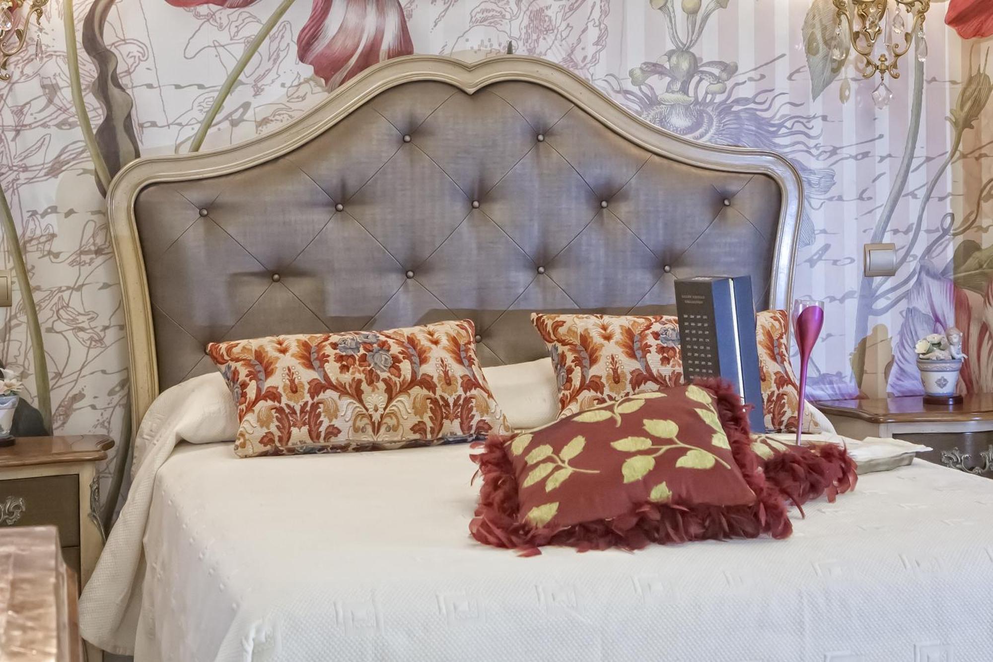 Hostal Boutique Puerta Del Sol Torrelavega Δωμάτιο φωτογραφία