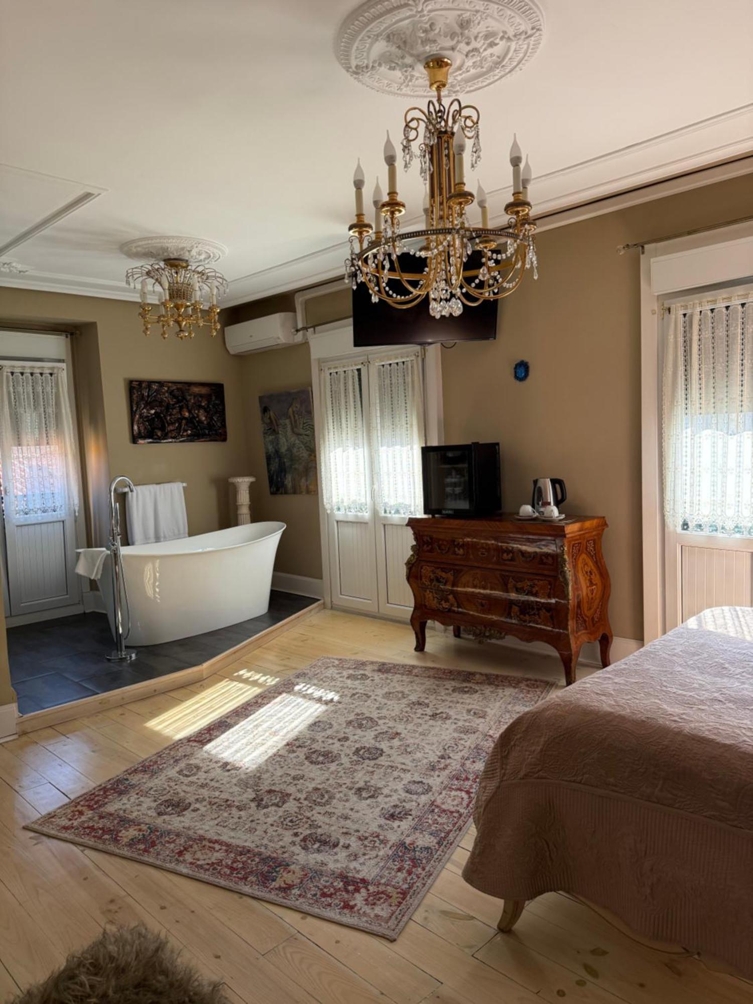 Hostal Boutique Puerta Del Sol Torrelavega Εξωτερικό φωτογραφία
