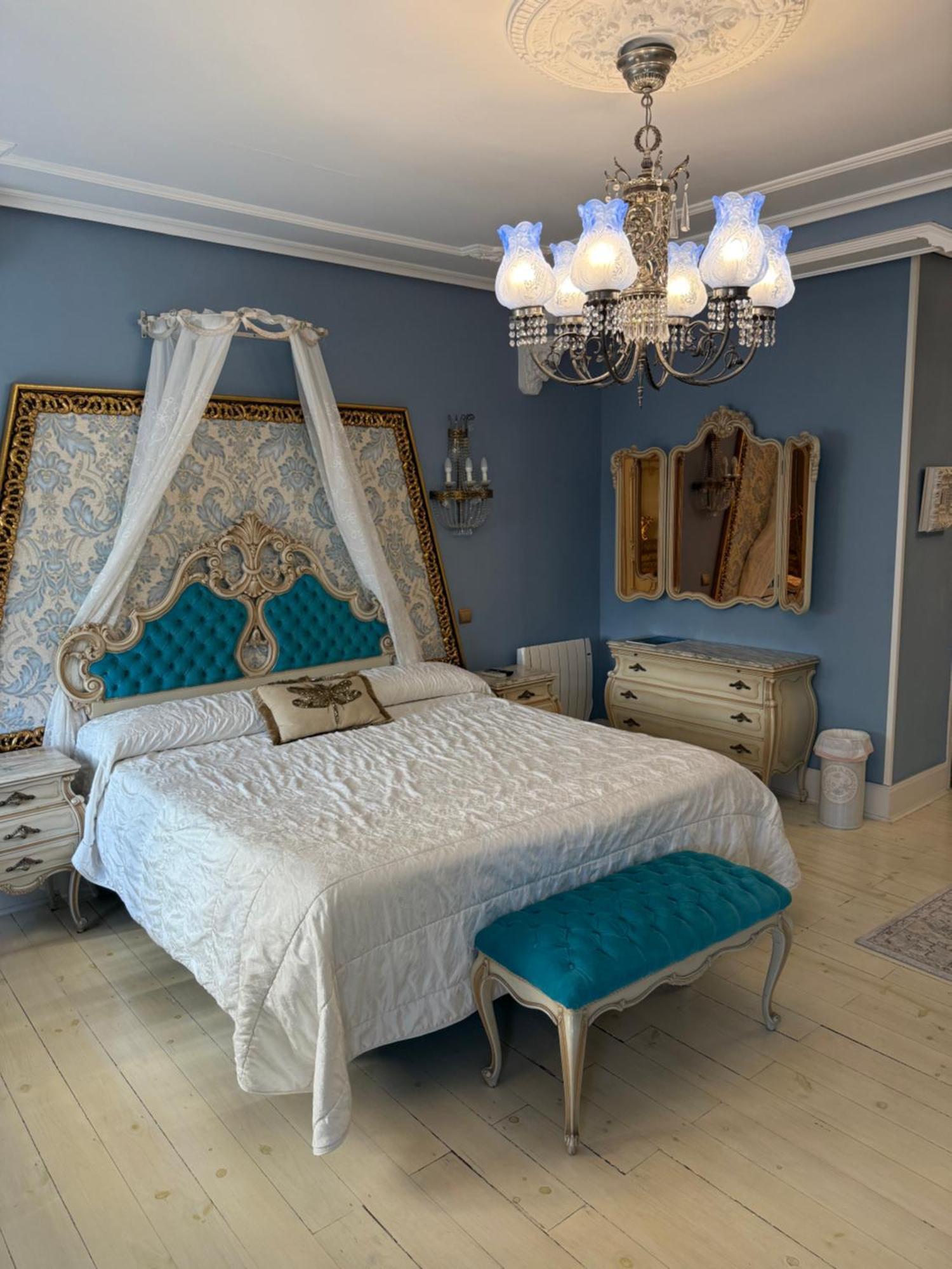 Hostal Boutique Puerta Del Sol Torrelavega Εξωτερικό φωτογραφία