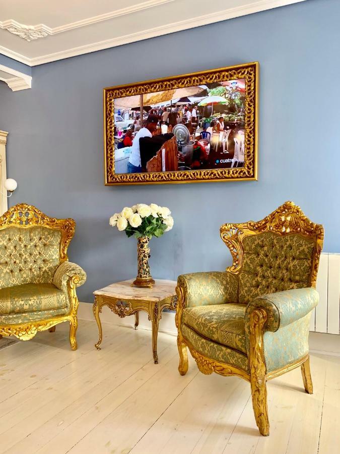 Hostal Boutique Puerta Del Sol Torrelavega Εξωτερικό φωτογραφία